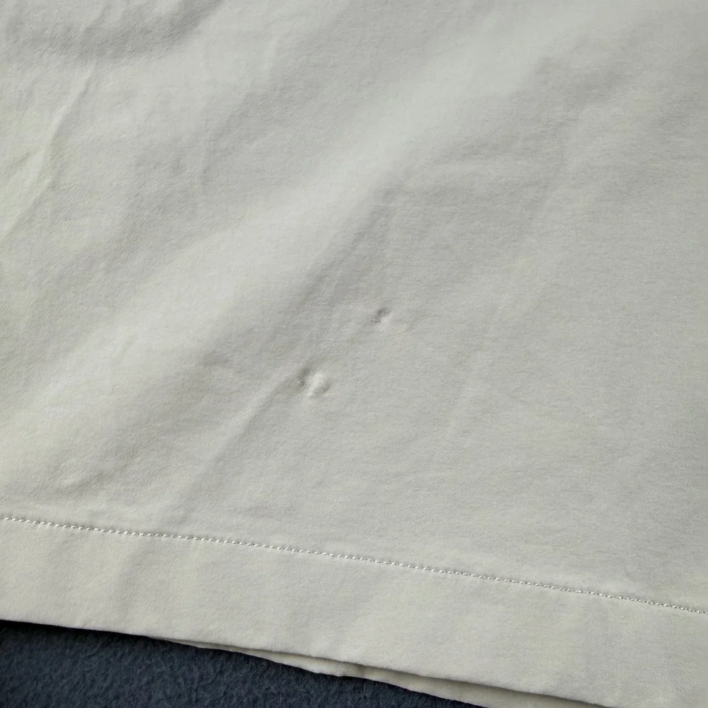 Vineyard Vines Shorts Men's 44B Beige On-The-Go OTG Technical Stretch Golf Chino